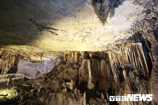 Bí ẩn vẻ đẹp kỳ ảo của hang động đẹp nhất miền Bắc - Ảnh 14.