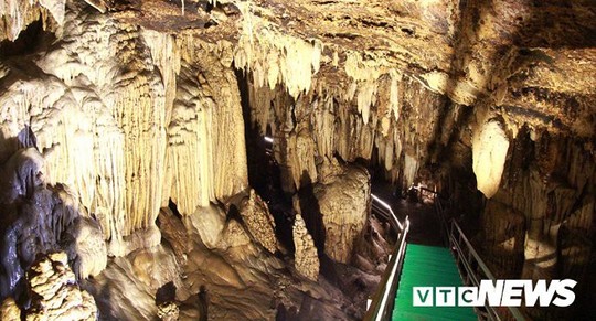 Bí ẩn vẻ đẹp kỳ ảo của hang động đẹp nhất miền Bắc - Ảnh 25.