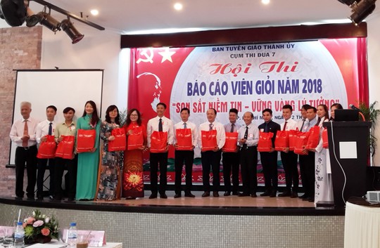 Hội thi báo cáo viên giỏi năm 2018: Son sắt niềm tin - Vững vàng lý tưởng - Ảnh 2.