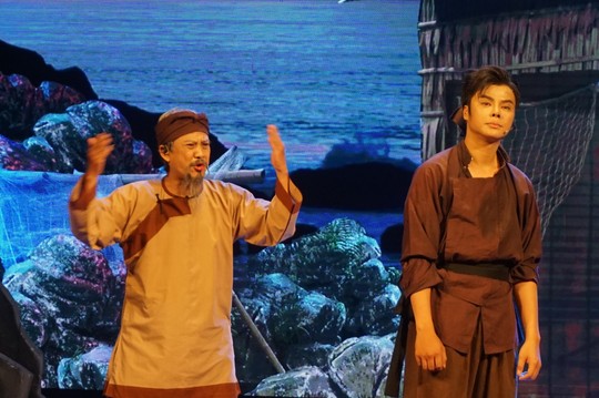 Nghệ sĩ Võ Minh Lâm xúc động hội ngộ cha trên sân khấu Hòn vọng phu - Ảnh 5.