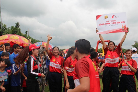 Khởi công cầu Dr Thanh - Lung Sen Dưới: Tân Hiệp Phát đem niềm vui về Cù lao Giêng - Ảnh 1.