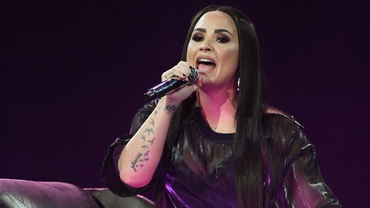 Ca sĩ Demi Lovato nhập viện, cấp cứu vì sốc ma túy - Ảnh 2.