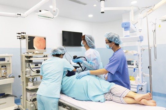 Ung thư vòm miệng và tiêu hóa cần phát hiện sớm - Ảnh 1.