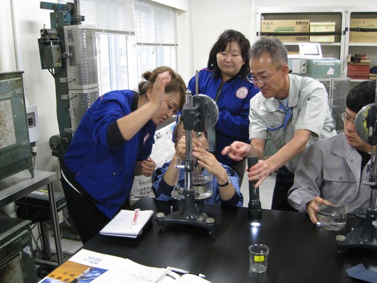 Nhật Bản muốn đào tạo bác sĩ xã hội cho Việt Nam - Ảnh 1.