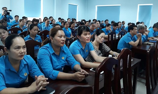 LĐLĐ tỉnh Thừa Thiên – Huế triển khai học tập Nghị quyết Trung ương VII - Ảnh 2.