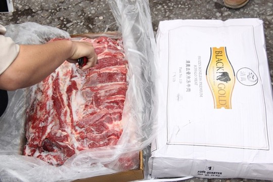Tổng cục Hải quan lên tiếng về việc bán đấu giá gần 170 tấn thịt trâu đông lạnh - Ảnh 1.