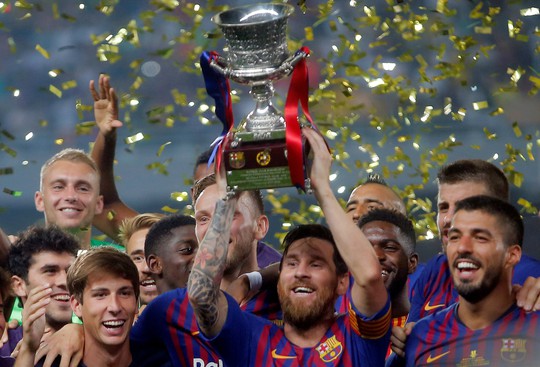Mất đề cử The Best, bất công đè nặng Messi - Ảnh 2.