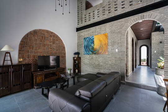 Ngôi nhà gạch ở Đà Nẵng được tạp chí Mỹ khen ngợi vì quá đẹp - Ảnh 8.
