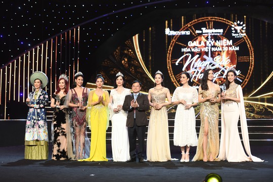 Hoa hậu Việt Nam 2018: trang phục thể thao hot không thua bikini - Ảnh 9.