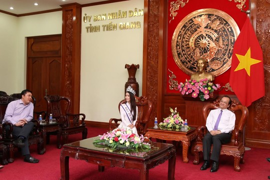 Hoa hậu Đại sứ Du lịch thế giới Phan Thị Mơ về thăm Tiền Giang - Ảnh 3.