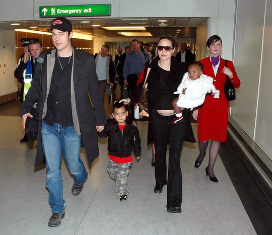 Maddox nhà Angelina Jolie đã tròn 17 tuổi, đẹp trai, lịch lãm - Ảnh 3.