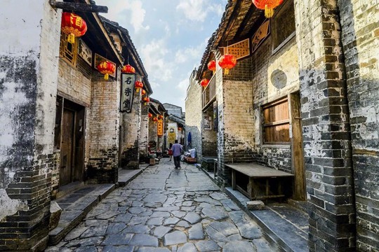 10 cổ trấn Trung Quốc đẹp như phim phải đi thu này - Ảnh 9.