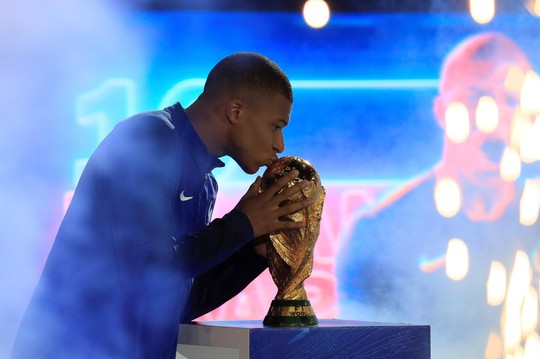 Golden Boy Kylian Mbappe và năm vàng 2018 - Ảnh 3.