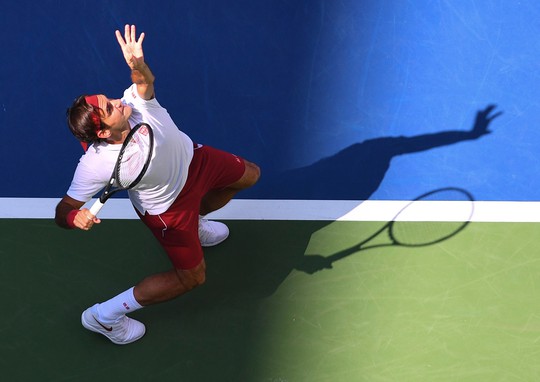 Clip: Federer, Sharapova đánh bại đàn em, vào vòng 4 US Open - Ảnh 5.