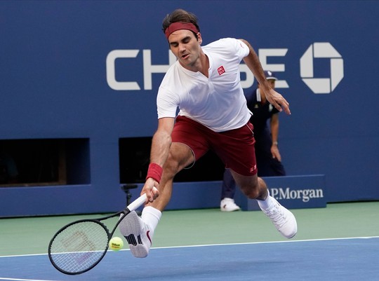 Clip: Federer, Sharapova đánh bại đàn em, vào vòng 4 US Open - Ảnh 4.