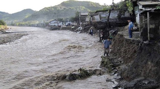Triều Tiên: Lũ lụt, 76 người thiệt mạng - Ảnh 1.