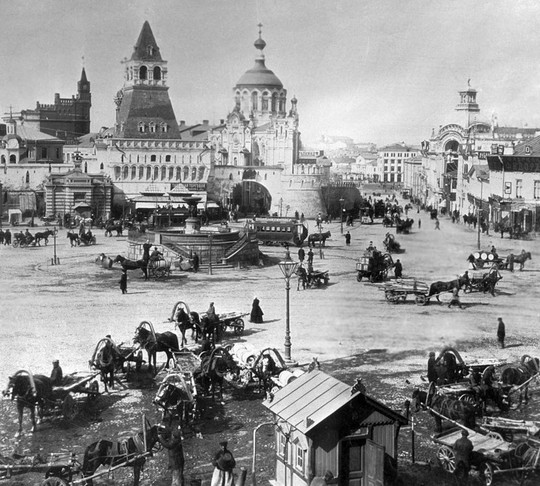Chùm ảnh so sánh thủ đô Moscow “100 năm: ngày ấy - bây giờ” - Ảnh 11.