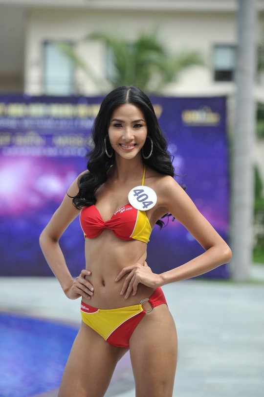 Thí sinh Hoa hậu Hoàn vũ 2017 khoe dáng với trang phục bikini nóng bỏng - Ảnh 5.