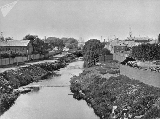 Chùm ảnh so sánh thủ đô Moscow “100 năm: ngày ấy - bây giờ” - Ảnh 5.