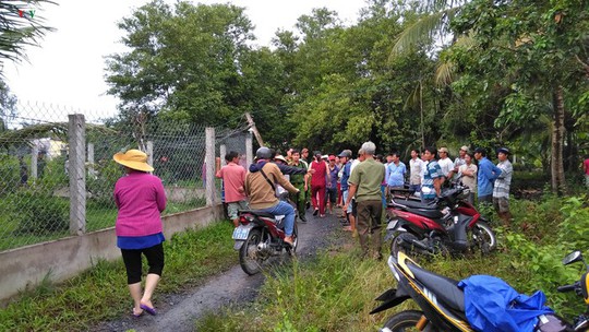 Quảng Nam: Thanh niên lao vào trạm xá đâm chết người, ra đầu thú - Ảnh 1.