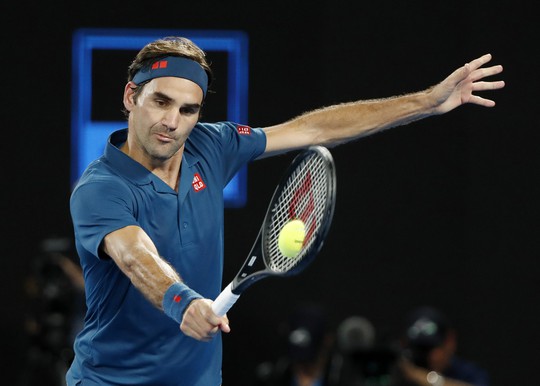 Sốc! Federer bị loại ở vòng 4 Giải Úc mở rộng - Ảnh 1.