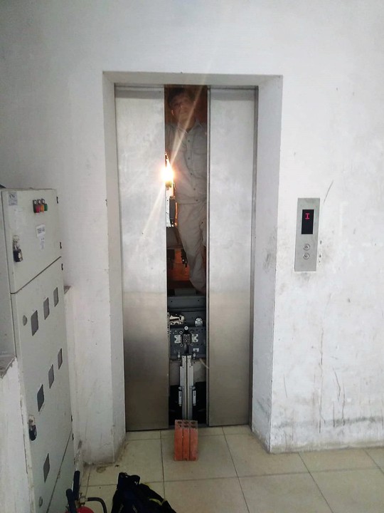 Vụ thang máy không có cabin: Đơn vị bảo trì chưa thực hiện đúng quy trình - Ảnh 2.
