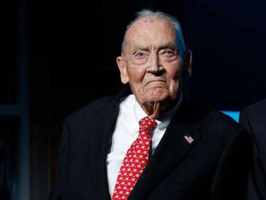 Cuộc đời của Jack Bogle - “người hùng” trong mắt Warren Buffett - Ảnh 18.