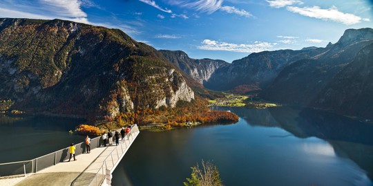 Ngắm nhìn vẻ đẹp tựa thiên đường của thị trấn bên hồ Hallstatt - Ảnh 8.