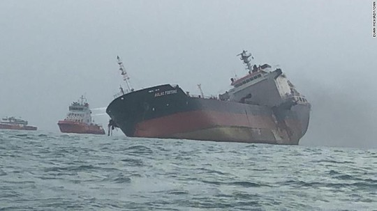 Tàu chở dầu treo cờ Việt Nam phát nổ sau khi rời Trung Quốc, ít nhất 1 người chết - Ảnh 3.
