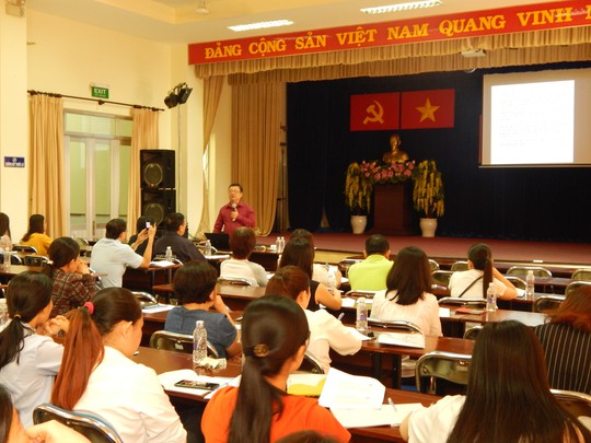 Phổ biến pháp luật cho doanh nghiệp, cán bộ Công đoàn - Ảnh 1.