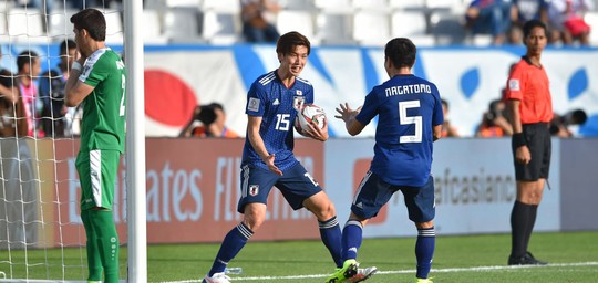 Ngược dòng thắng 3-2, Nhật Bản vất vả khởi đầu Asian Cup 2019 - Ảnh 4.