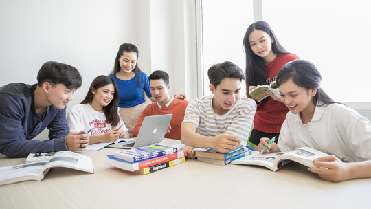 UFM khánh thành thư viện đa năng hơn 30.000 đầu sách - Ảnh 1.