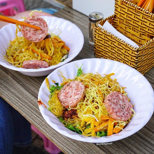 Bún mắm lòng và loạt món ăn ngon không thể bỏ qua ở Đà Nẵng - Ảnh 8.