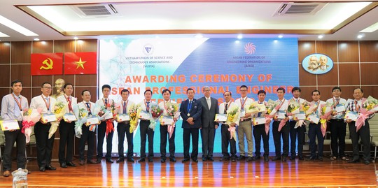 EVNSPC: 15 kỹ sư được công nhận Kỹ sư chuyên nghiệp ASEAN - Ảnh 1.