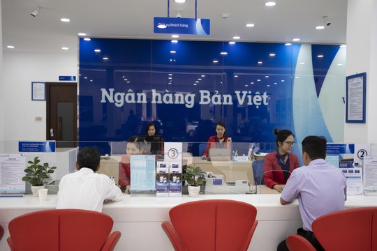 Ngân hàng Bản Việt giảm lãi suất tiền gửi - Ảnh 2.
