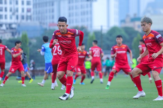 Cận cảnh buổi tập nghiêm túc song thoải mái của đội tuyển bóng đá Việt Nam - Ảnh 15.