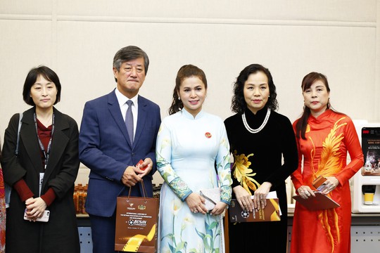 King Coffee đồng hành cùng điện ảnh Việt Nam tham gia Liên hoan phim Quốc tế Busan 2019 - Ảnh 1.