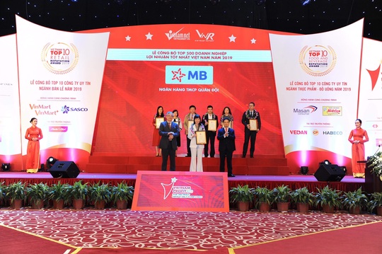 MB lọt top 15 doanh nghiệp lợi nhuận tốt nhất Việt Nam - Ảnh 1.