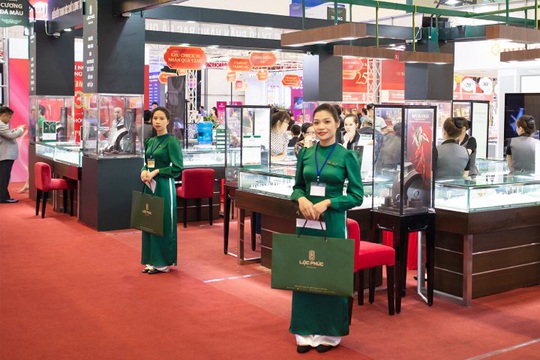 Lộc Phúc Fine Jewelry ưu đãi 30% tại VIJF 2019  - Ảnh 1.