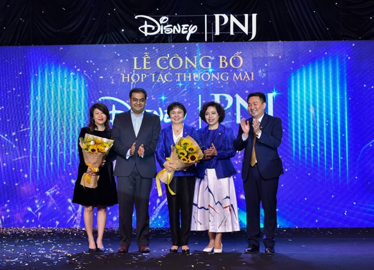 PNJ bắt tay hợp tác Walt Disney sau khi bước lên đỉnh Châu Á - Ảnh 2.