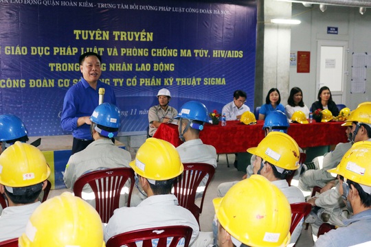 Hà Nội: Nâng cao nhận thức pháp luật cho người lao động - Ảnh 1.