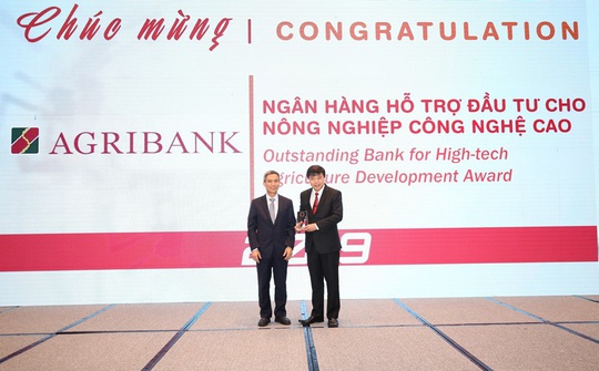 Giải thưởng Ngân hàng Việt Nam tiêu biểu 2019: Agribank 2 lần được vinh danh - Ảnh 1.