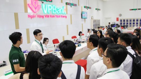 Bí kíp săn học bổng của các ngân hàng lớn - Ảnh 1.