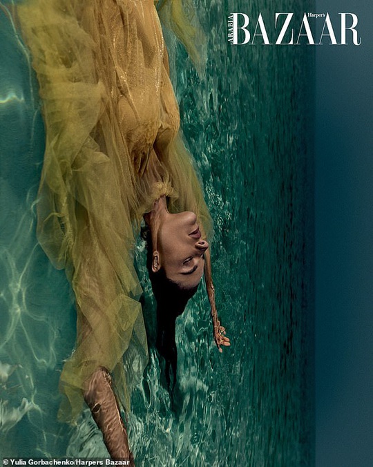 Siêu mẫu Alessandra Ambrosio tung loạt ảnh cứu hành tinh - Ảnh 2.