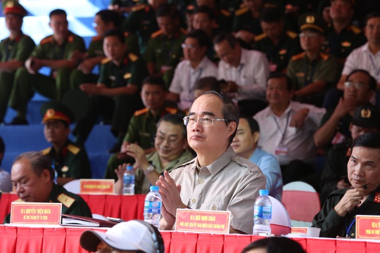 Có đến hơn 4.000 người tham gia diễn tập chống khủng bố ở sân bay và trung tâm TP HCM - Ảnh 1.