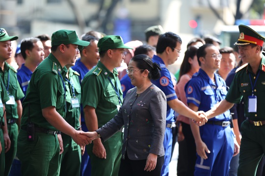 Có đến hơn 4.000 người tham gia diễn tập chống khủng bố ở sân bay và trung tâm TP HCM - Ảnh 5.