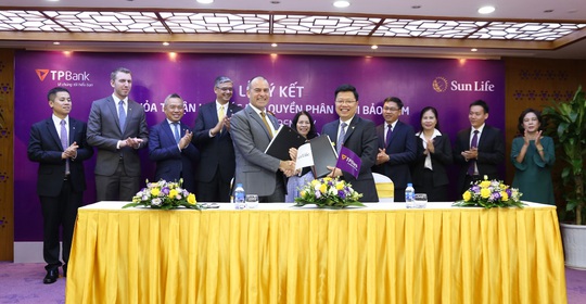 Sun Life Việt Nam và TPBank hợp tác phân phối bảo hiểm nhân thọ tại Việt Nam - Ảnh 1.