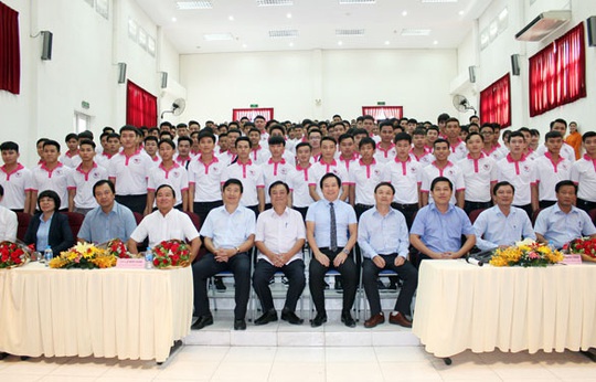 Đẩy mạnh xuất khẩu lao động tại các tỉnh, thành phía Nam - Ảnh 1.