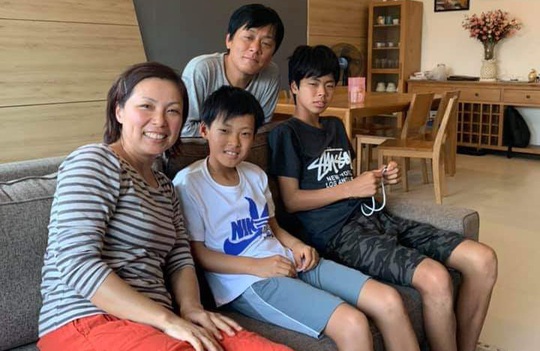 Gia đình du khách Nhật vỡ òa sau khi cộng đồng mạng Phú Quốc ra tay - Ảnh 1.