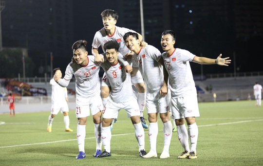 U22 Việt Nam thắng sít sao 1-0 trước Singapore - Ảnh 1.